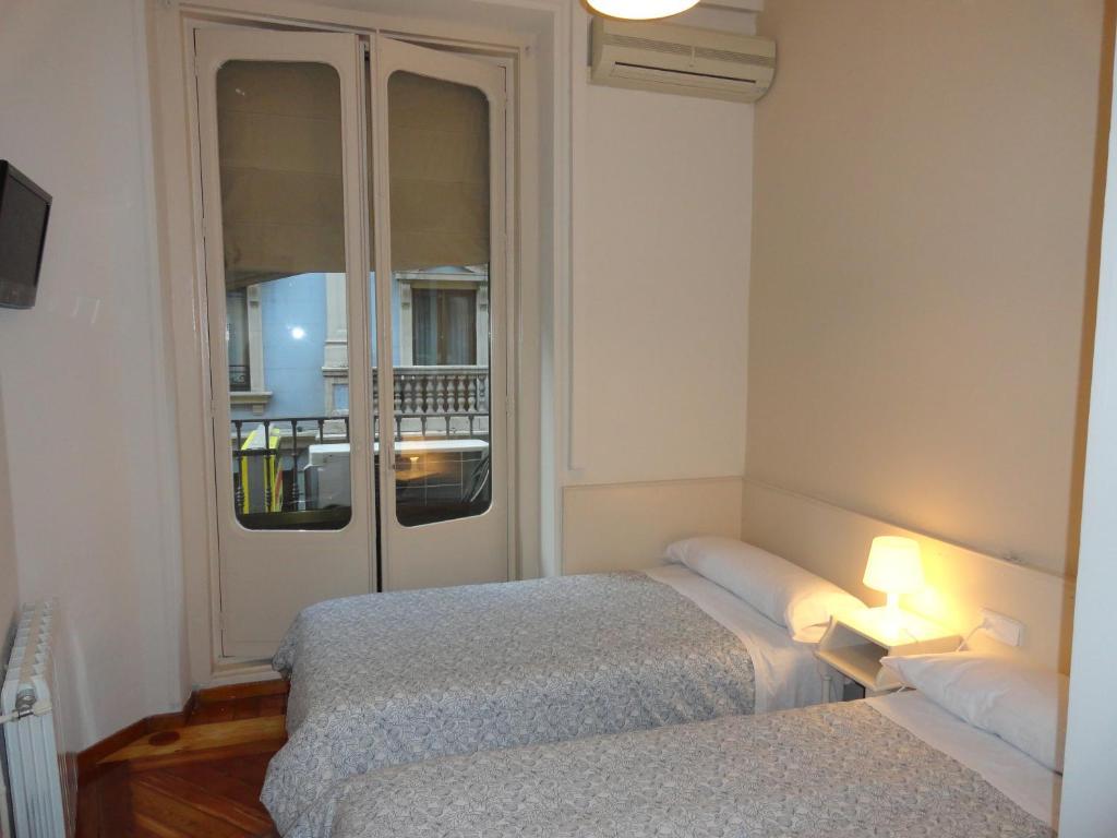 Hostal Alistana Μαδρίτη Δωμάτιο φωτογραφία