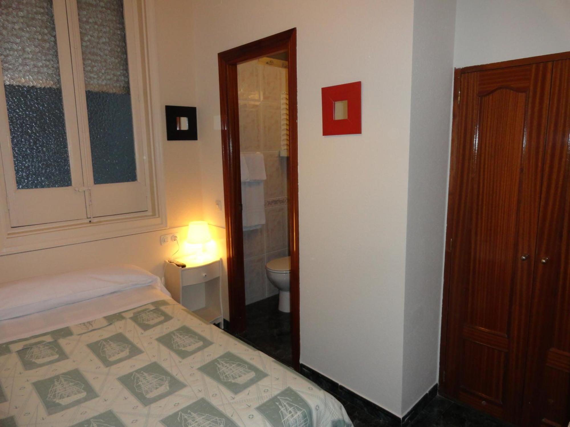 Hostal Alistana Μαδρίτη Εξωτερικό φωτογραφία