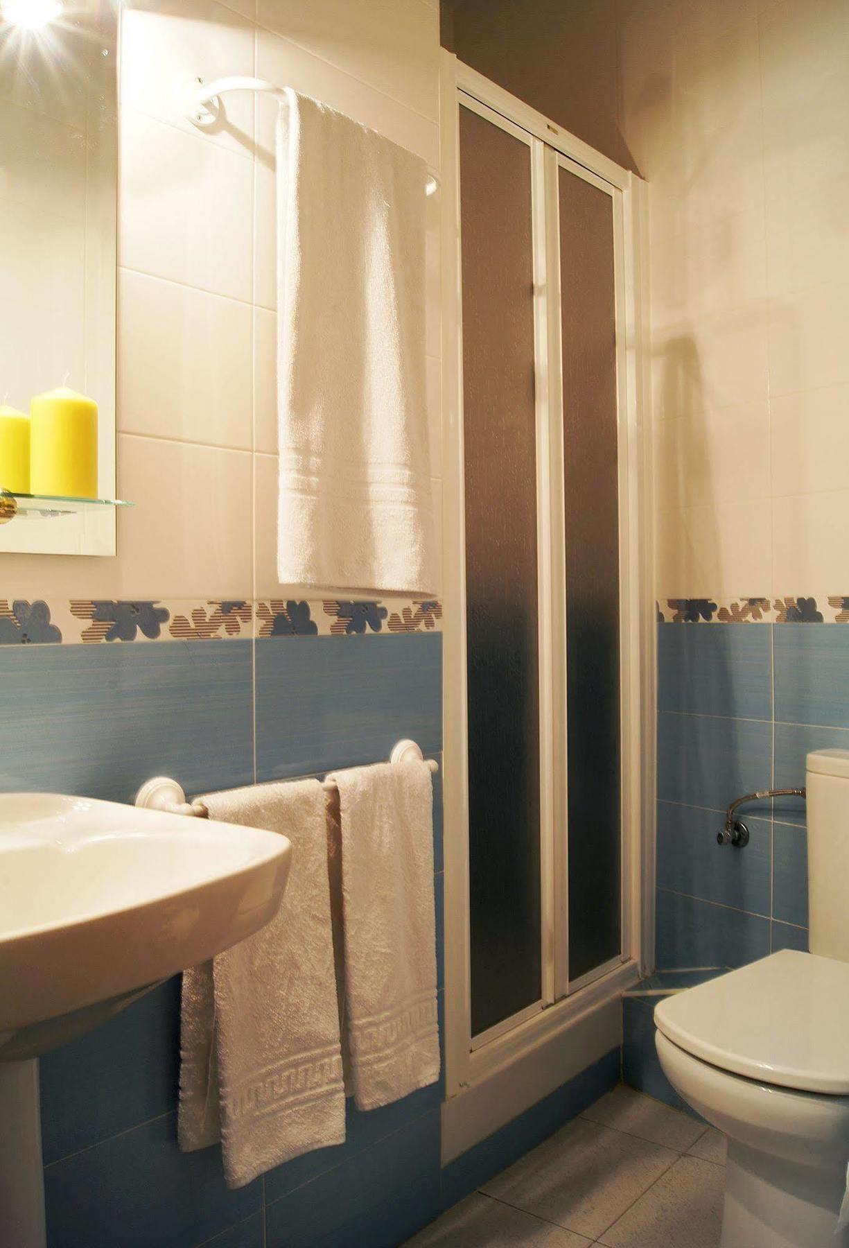 Hostal Alistana Μαδρίτη Εξωτερικό φωτογραφία