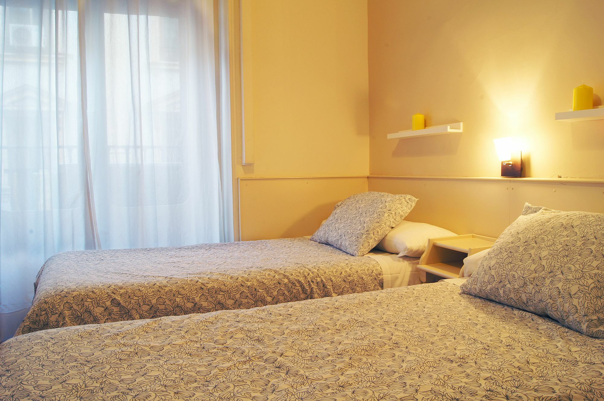 Hostal Alistana Μαδρίτη Εξωτερικό φωτογραφία